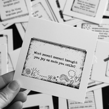 Load image into Gallery viewer, the mini {journal prompts} pack